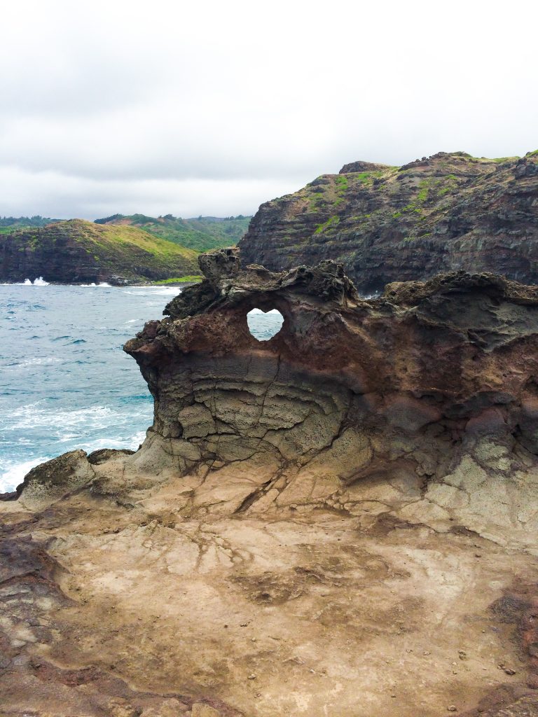 maui travel tips heart shaped hole in a rock nakalele blowhole
